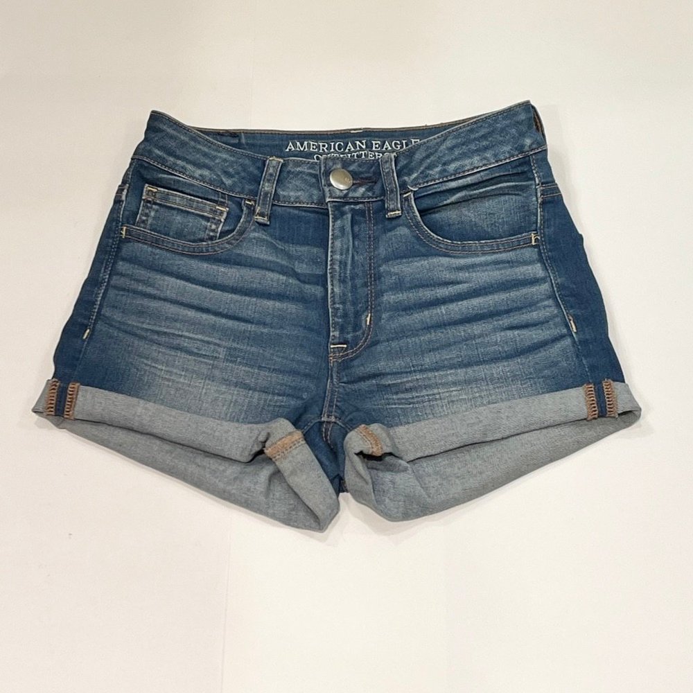 American Eagle hi-rise shorts, size 2